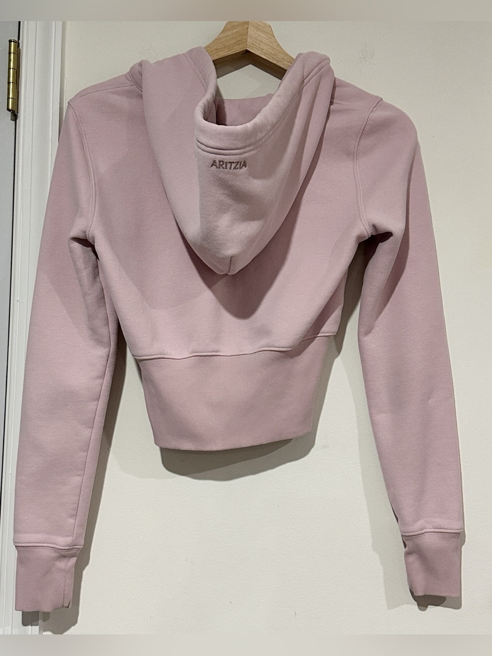 Aritzia Dusty Pink Set - Picture 9 of 11